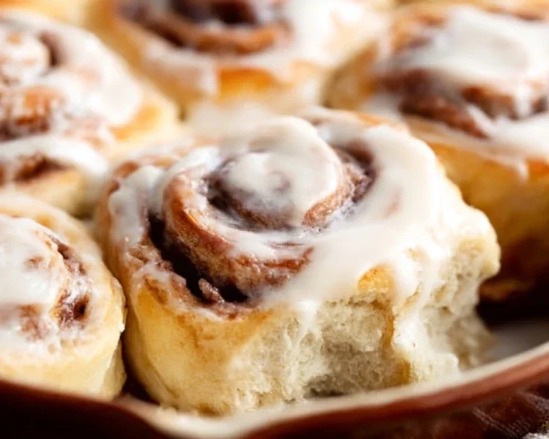 BEST Homemade Cinnamon Rolls