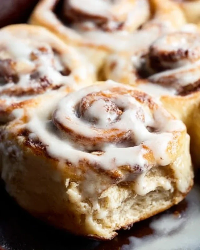 BEST Homemade Cinnamon Rolls