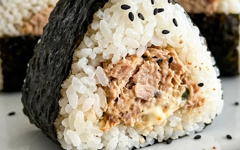 15-min. Easy Japanese Tuna Onigiri